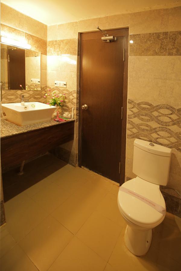 Balaji International 4*